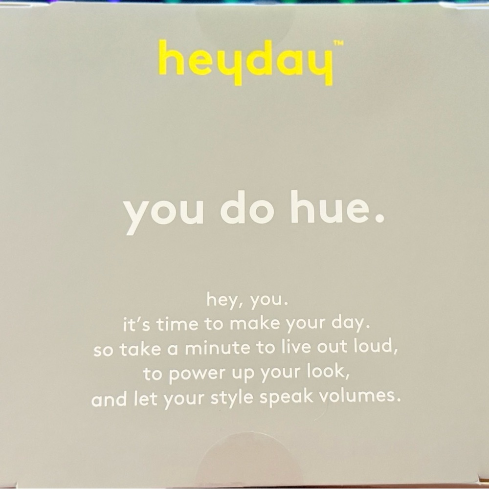Heyday Earbud Case Cover - Picture 2 of 5